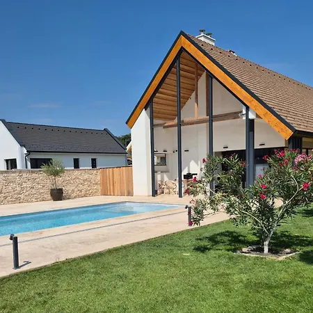 Szépe - Sarolt Villa Dörgicse