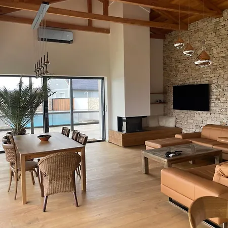 Szépe - Sarolt Villa Dörgicse